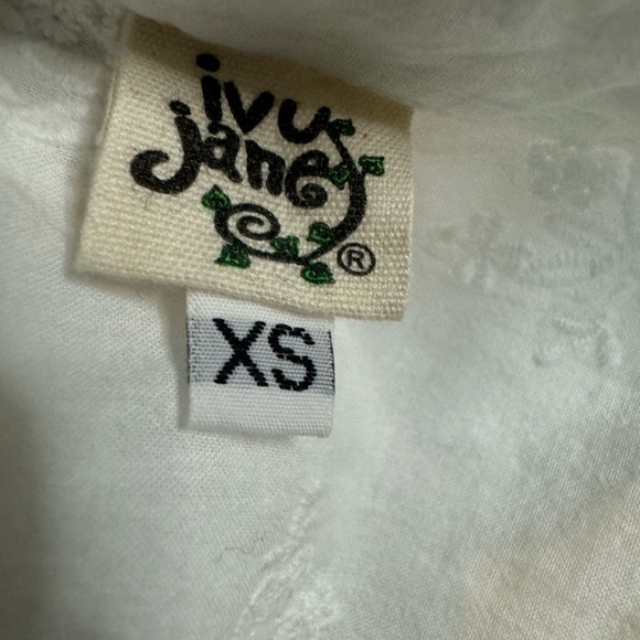 Ivy Jane Top - Picture 6 of 7